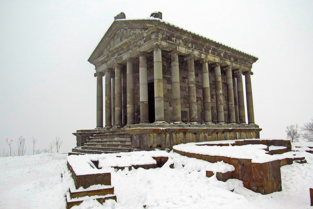 Храм в Гарні, Вірменія