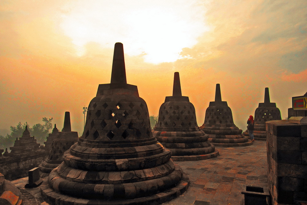 Храмовий комплекс Боробудур на острові Ява, Індонезія