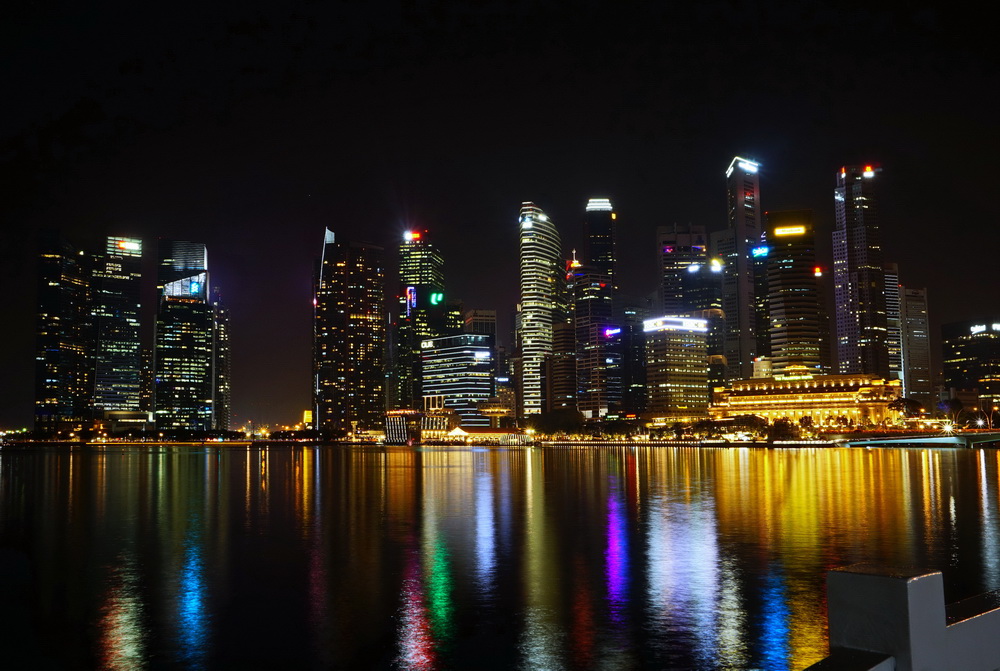 Нічний Сінгапур