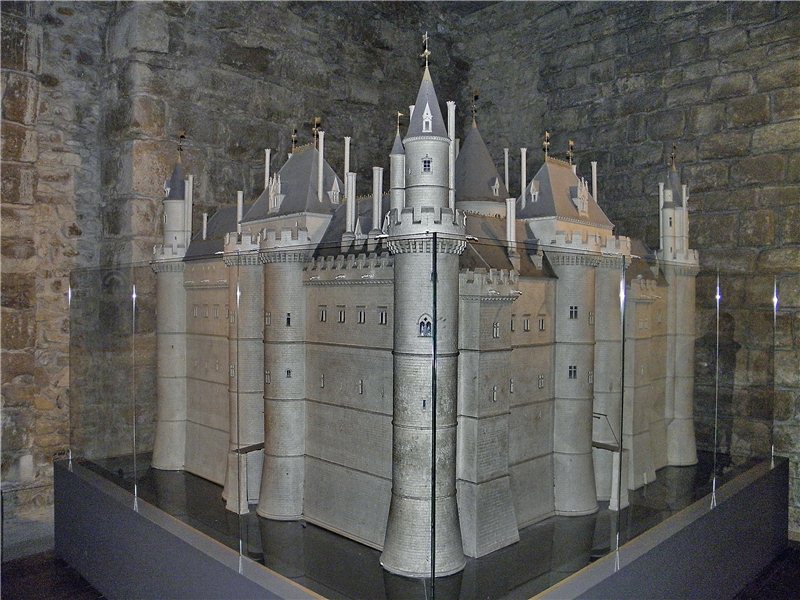 Когда были 1 замок. Защитные башни Парижа средневековье.