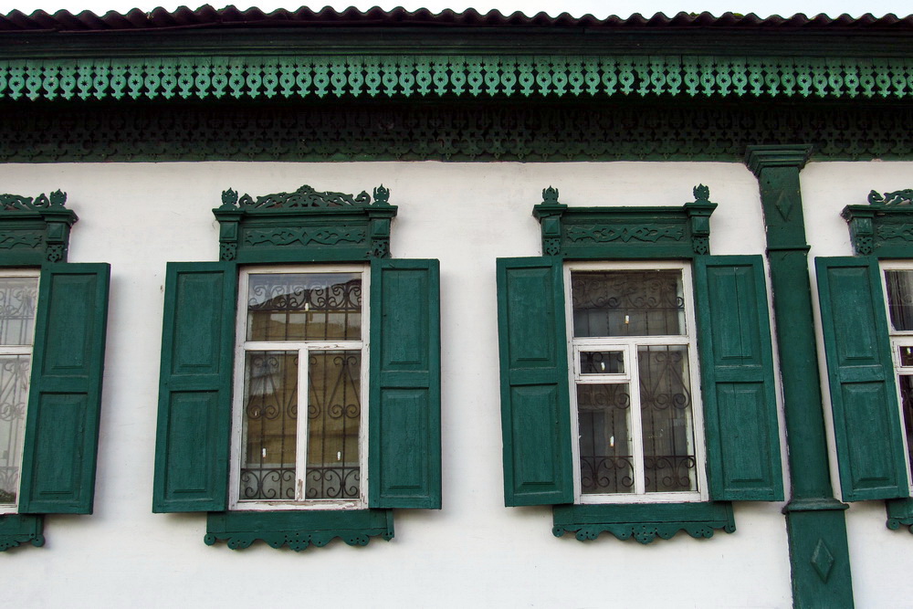 Лиштви вікон у Новгород-Сіверському