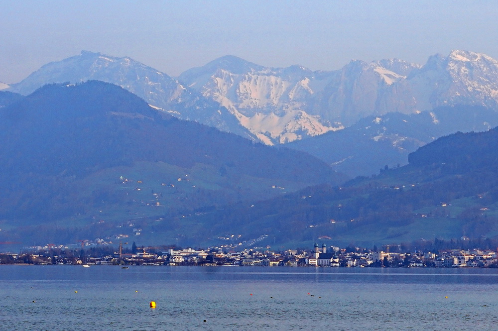 Цюрихське озеро і Альпи в Рапперсвілі