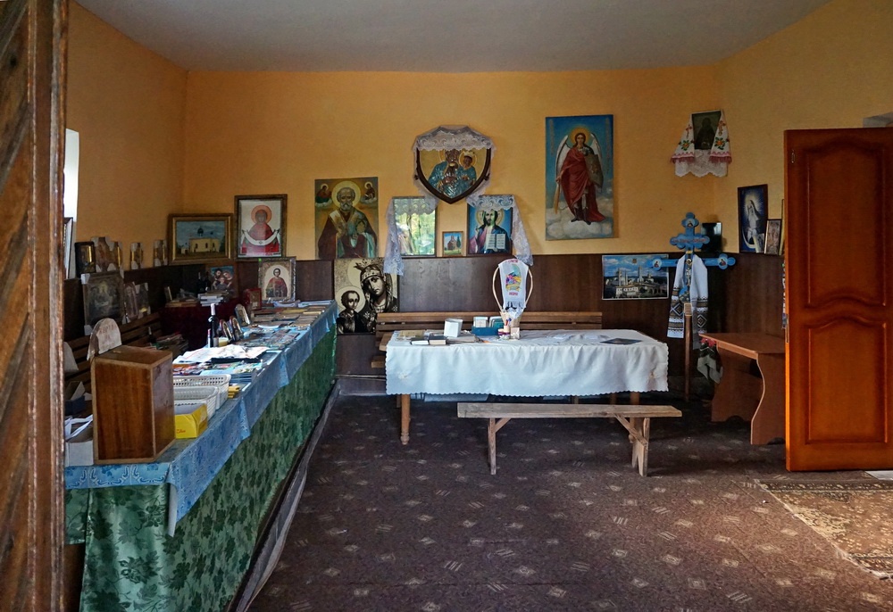 Троїцький монастир в Сатанівській Слобідці: Троїцька церква