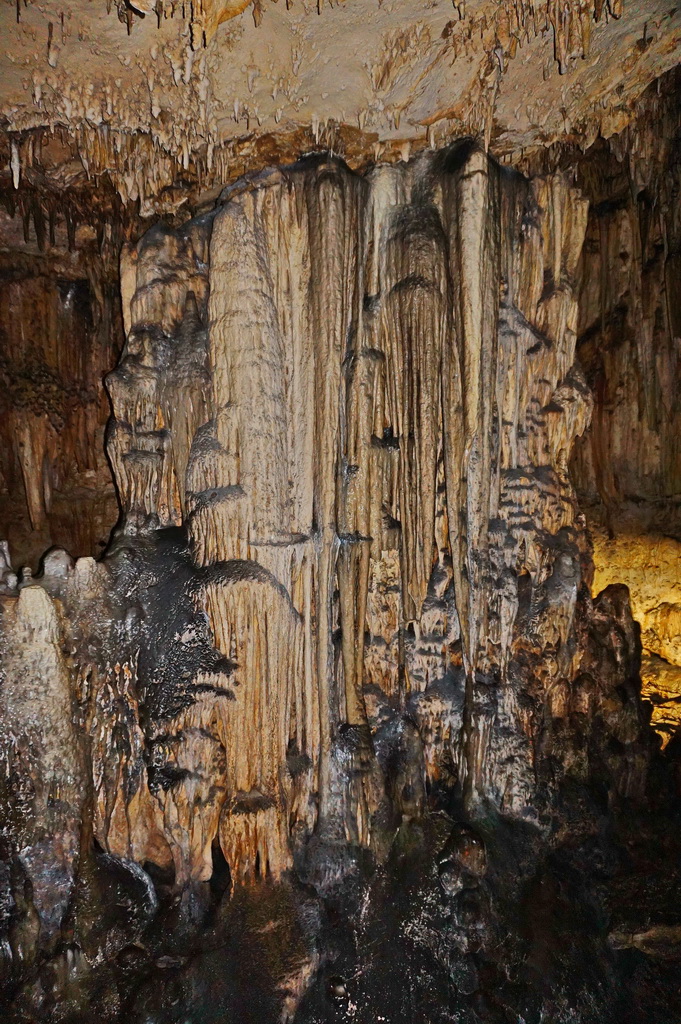 Печера Анахулу