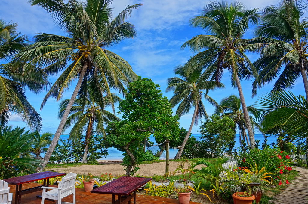Royal Sunset Island Resort на острові 'Атата (Тонга)