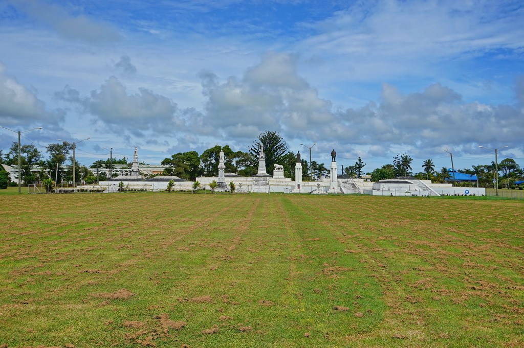 Цвинтар в Нукуалофі (Тонга)