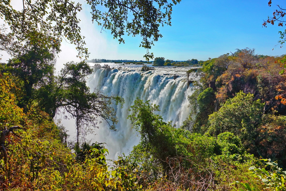 Водоспад Вікторія з боку Замбії