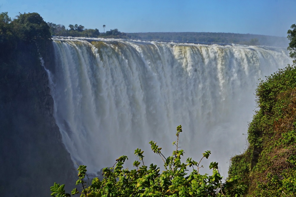 Водоспад Вікторія з боку Зімбабве